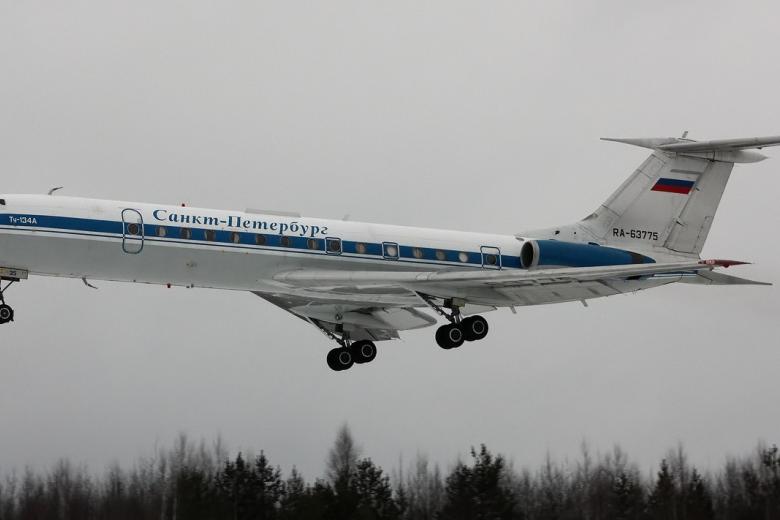 Ту-134