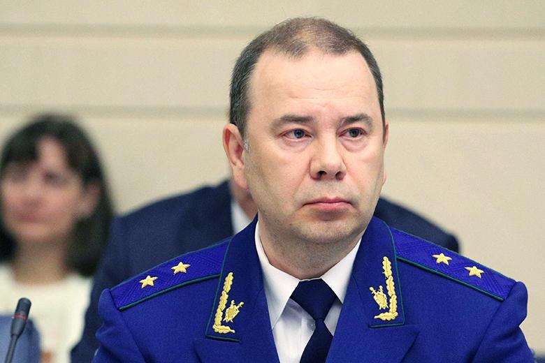 Денис Попов