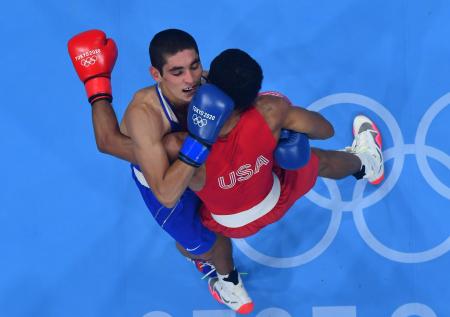 Олимпийский чемпион Батыргазиев ответил на вопрос о переходе в профи