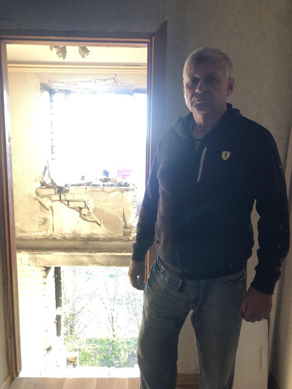 Жилец восьмого этажа Сергей