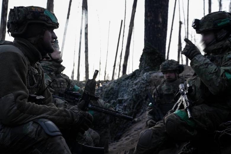 Солдаты ВСУ в зоне боевых действий