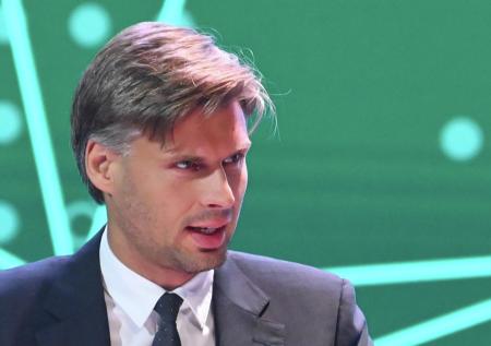 Глава Роскосмоса обратился к назвавшим его «крашем» россиянкам