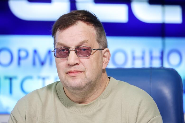 Виталий Морозов