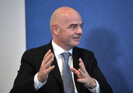 Инфантино призвал фанатов ЛГБТ-сообщества посетить ЧМ-2022 в Катаре