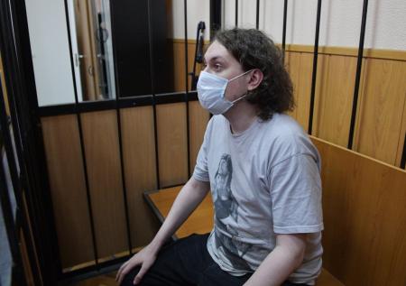 Суд закрыл дело Хованского