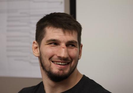 Папин победил Вильчицкого на турнире в Майкопе