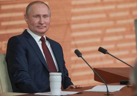 Путин рассказал, как в юности помогал больному учителю