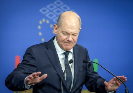 Шольц не согласился с оппозицией по вопросу о вотуме доверия