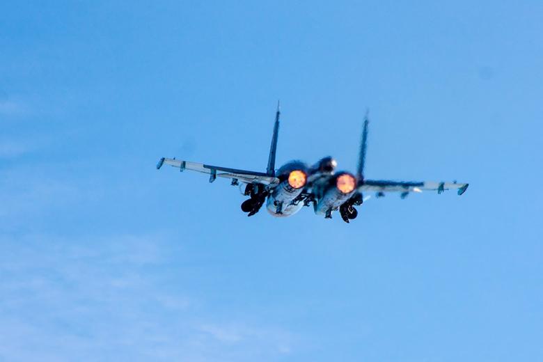 Истребитель-бомбардировщик Су-34 
