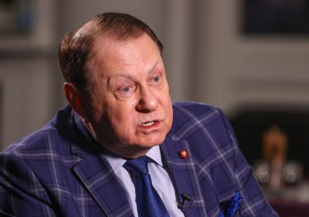 Директор «Ленкома»: слова Захаровой, что я не был другом её отца, ложь