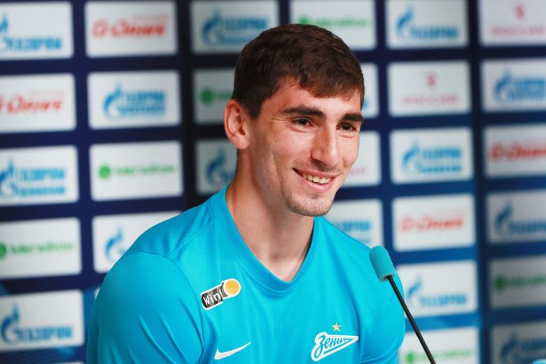 Зелимхан Бакаев