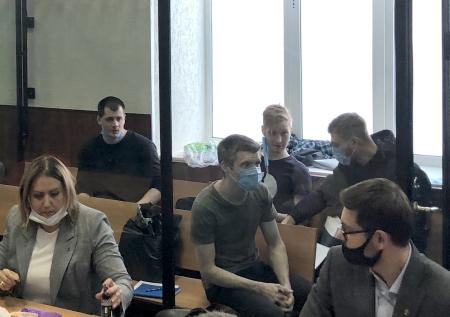 ФСБ расставляет «Сеть»: спецслужбы ведут поиски московских «экстремистов»