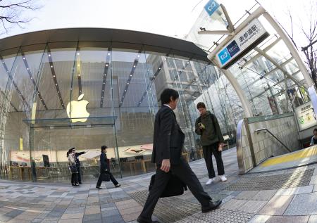 Apple случайно раскрыла дату начала продаж новых гаджетов