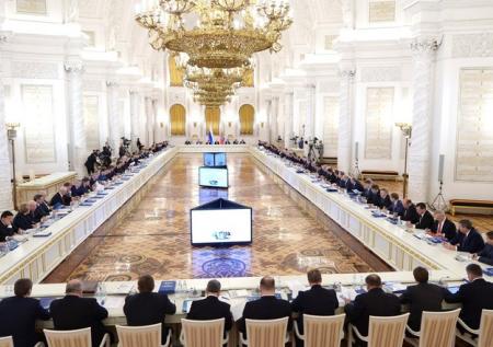 Песков объяснил включение в Госсовет представителей местного самоуправления