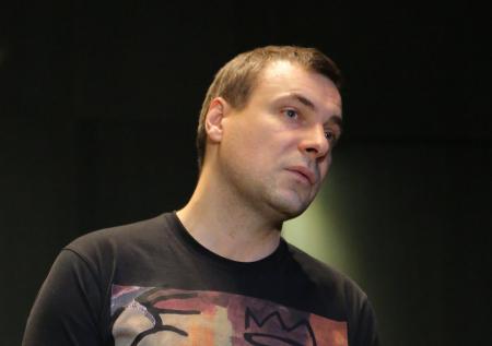 Цыганов объяснил свою нелюбовь к постельным сценам