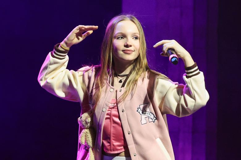 Исполнительница хита «Сигма-бой» Betsy (Света Чертищева) на своем сольном концерте в культурном центре ЗИЛ в Москве
