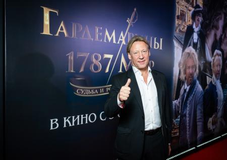 «Доводит до пика»: Харатьян о съемках в «Гардемаринах» с Дружининой