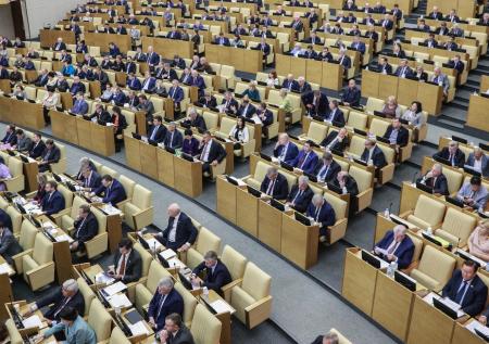 Пришло время решать с «думскими старцами»