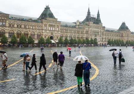 Катастрофические ливни из Петербурга идут в Москву? Что будет с погодой
