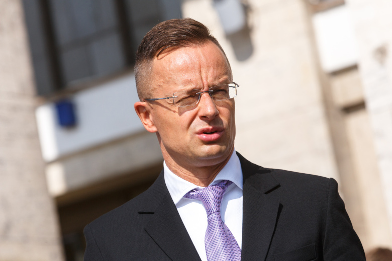 Петер Сийярто