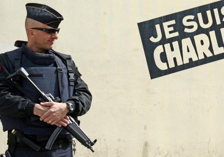 Подозреваемый в атаке на Charlie Hebdo заключён под стражу