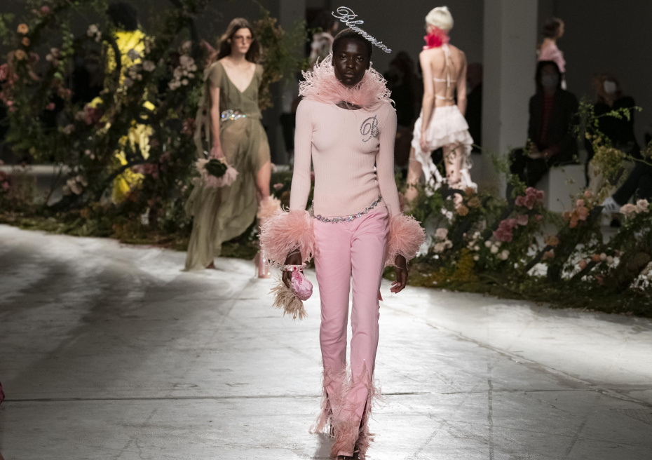 BLUMARINE