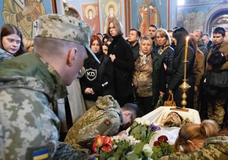 Стало известно о возвращении на Украину более сотни тел погибших бойцов ВСУ