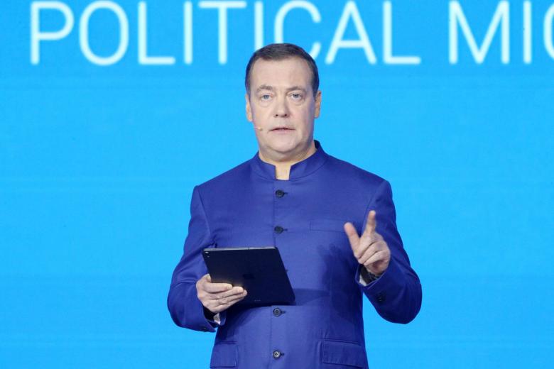 Дмитрий Медведев