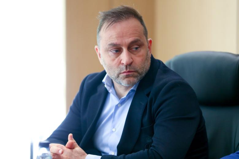 Дмитрий Свищев