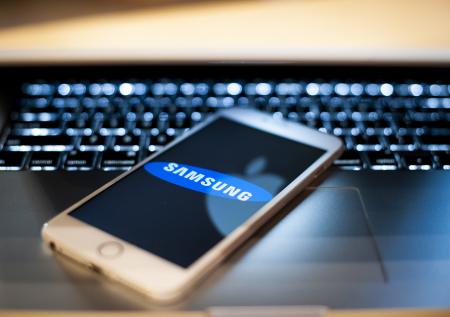 Samsung Pay оказался под угрозой запрета в России