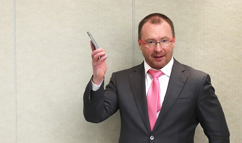 Игорь Лебедев