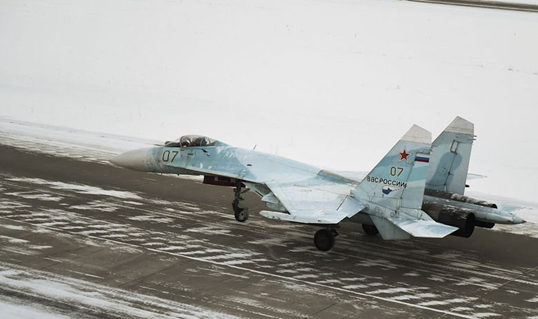 Истребитель Су-27