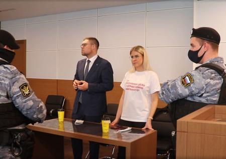 Суд приговорил Любовь Соболь к году исправительных работ