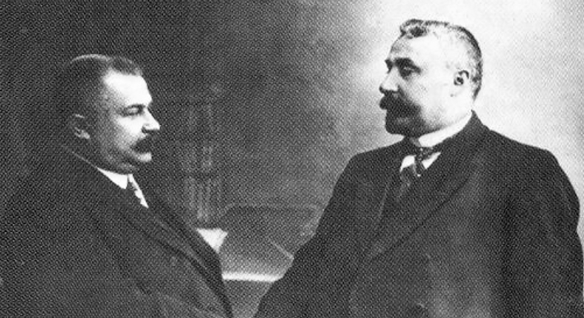 Аркадий Кошко (справа) и начальник Петербургской сыскной полиции Владимир Филиппов