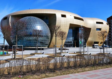 Крупная китайская компания пытается продать последний актив в Петербурге