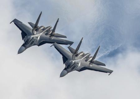 В РФ вырос выпуск Су-30, Су-34 и Су-35: как выглядят российские истребители