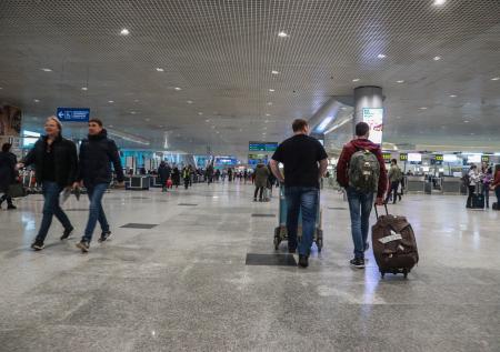 Кабмин расширил список финансируемых перелётов на Дальний Восток
