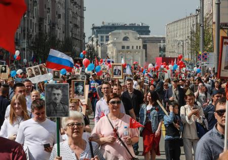 Шествие «Бессмертного полка» перенесли на лето