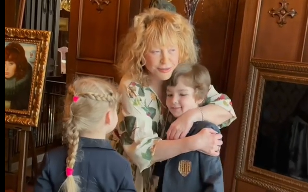 Алла Пугачёва