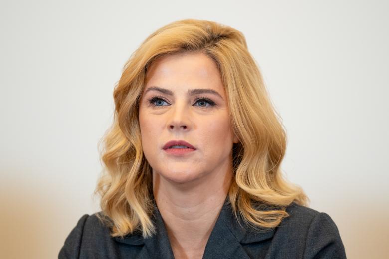 Эвика Силиня