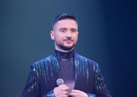 Лазарев отправит дочь на обучение в гимназию за 2 млн рублей