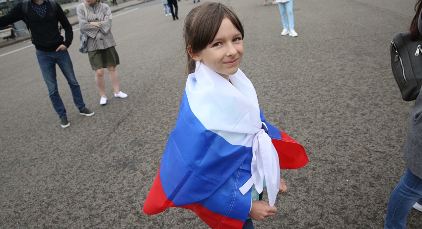Юная патриотка