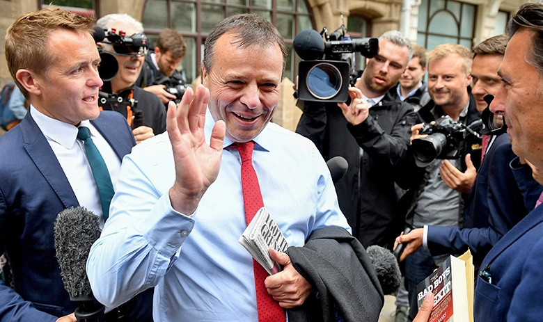 Аррон Бэнкс