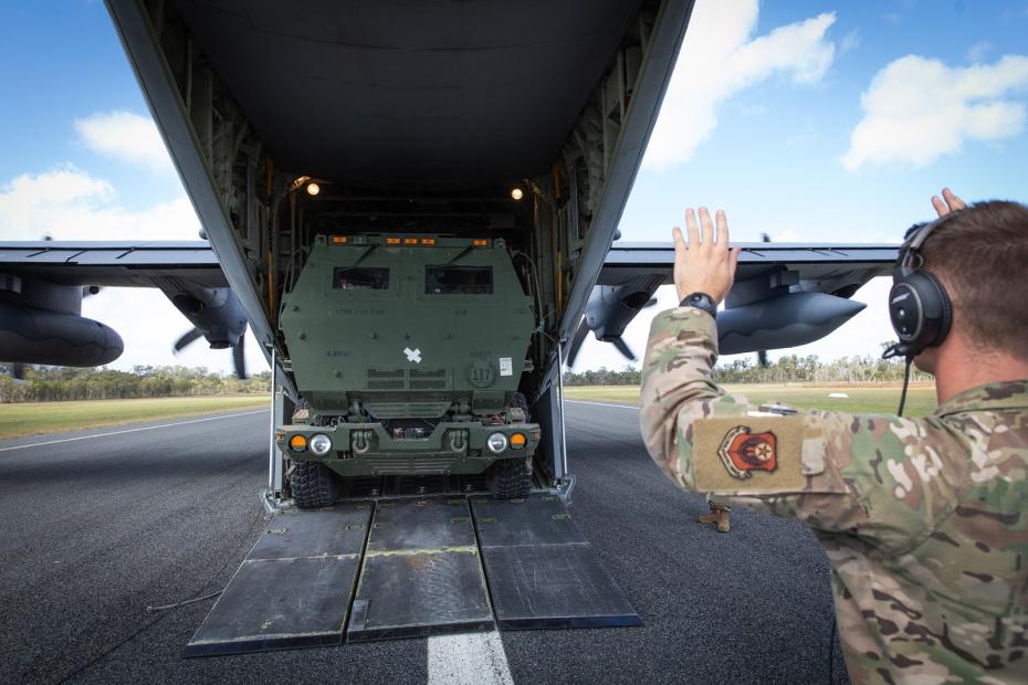 HIMARS ATACMS