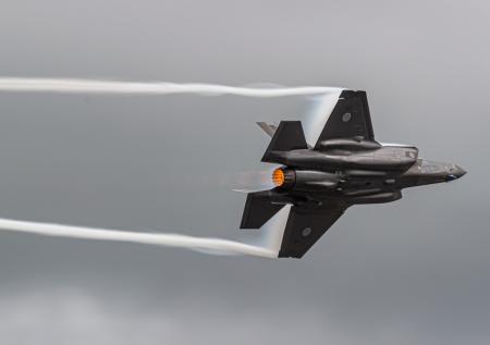 Германия может отказаться от американских F-35A из-за «аварийной кнопки»