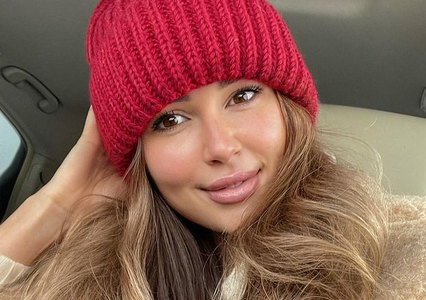 Анна Заворотнюк