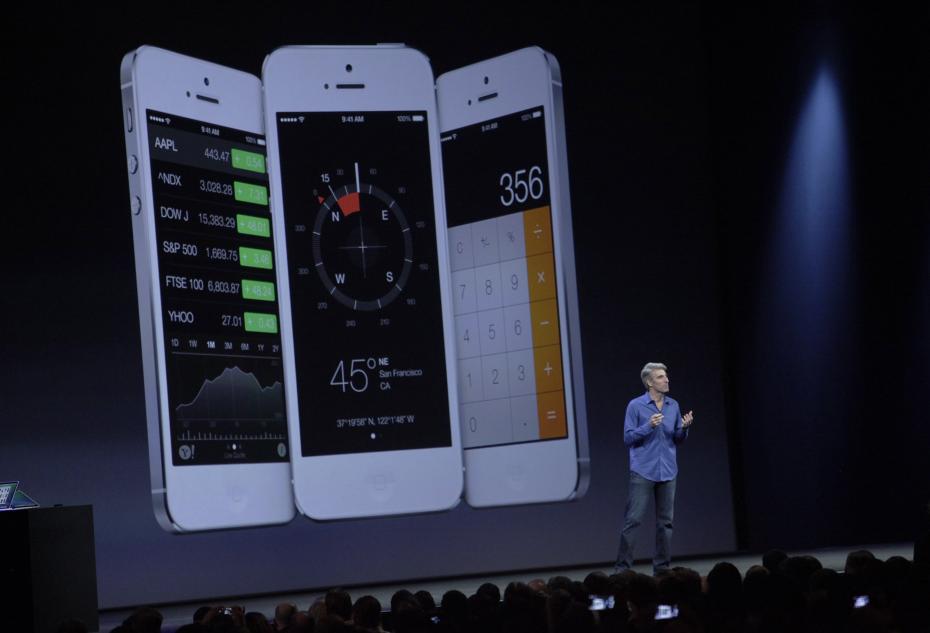 iOS 7 (2013)