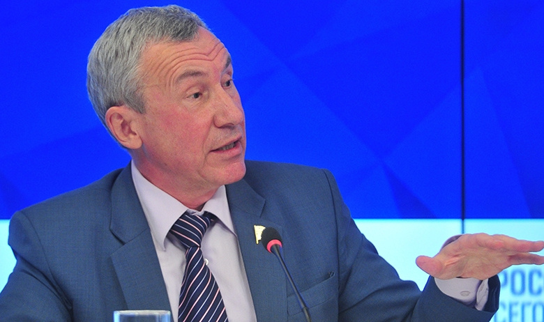 Сенатор Андрей Климов