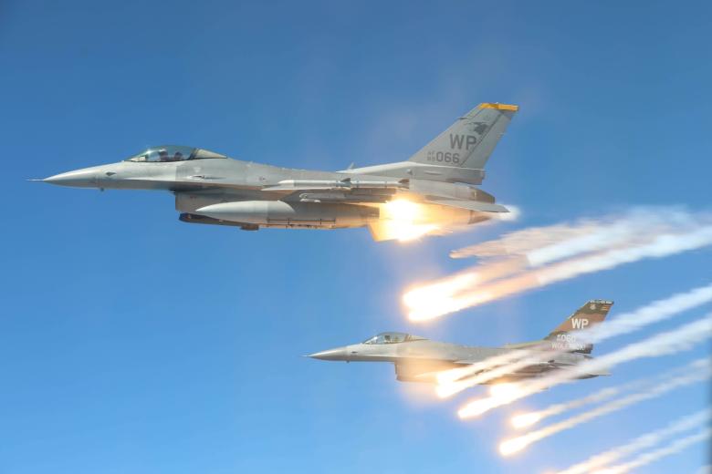 F-16