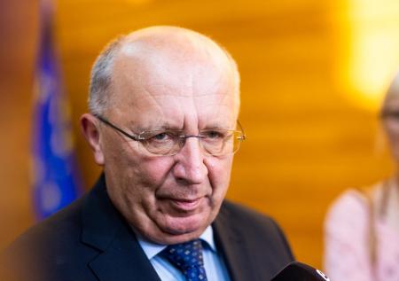 В ЕК призвали Европу готовиться к худшему